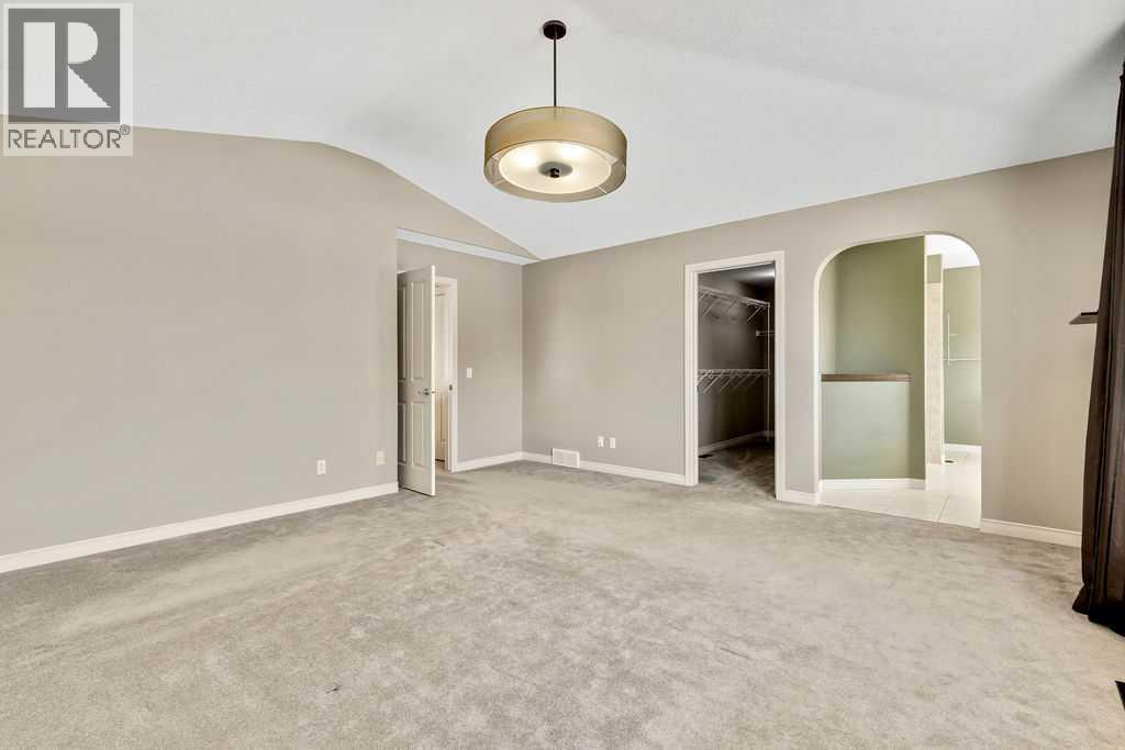 30 Drake Landing Road, Okotoks, Alberta  T1S 2M2 - Photo 18 - A2266398