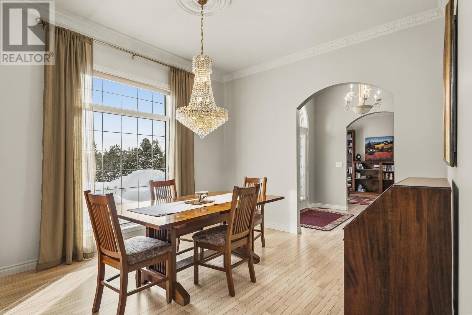 1866 Oliver Rd, Thunder Bay, Ontario  P7G 1P1 - Photo 9 - TB2600302