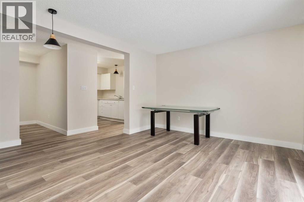 101b, 4917 68 Street, Camrose, Alberta  T4V 4T8 - Photo 5 - A2289556