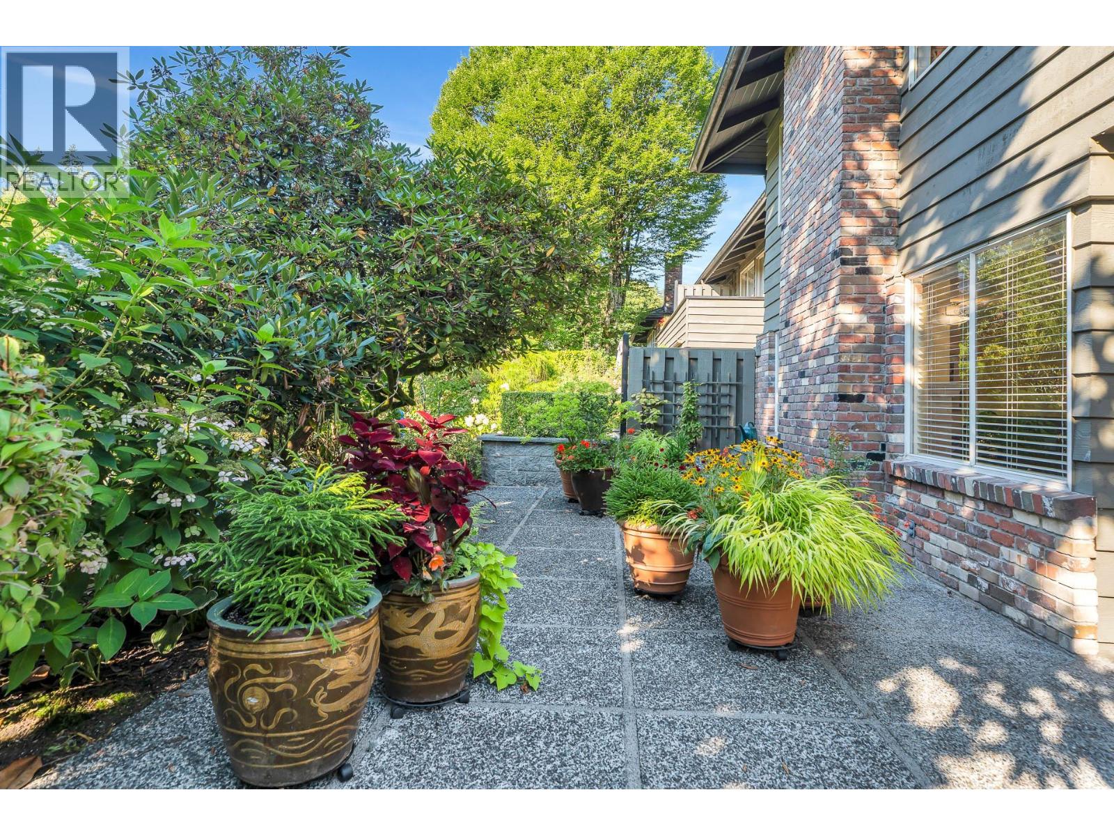 208 235 Keith Road, West Vancouver, British Columbia  V7T 1L5 - Photo 24 - R3095088