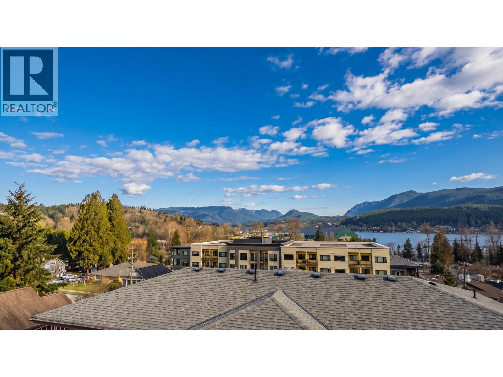 2304 St Andrews Street, Port Moody, British Columbia  V3H 2A8 - Photo 32 - R3095104