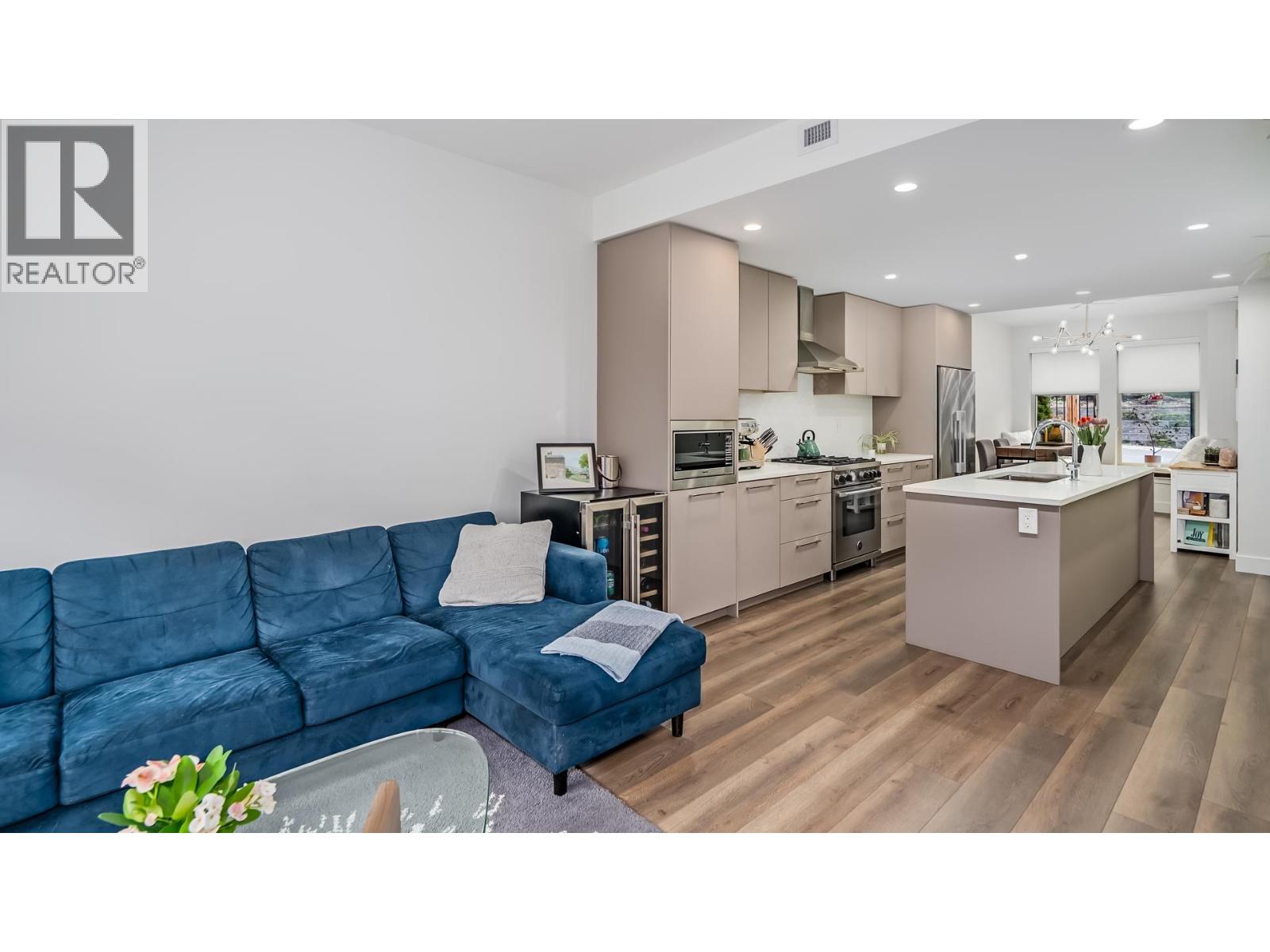 2304 St Andrews Street, Port Moody, British Columbia  V3H 2A8 - Photo 35 - R3095104