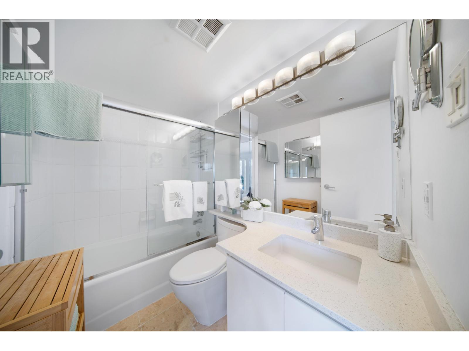 1105 1155 Homer Street, Vancouver, British Columbia  V6B 5T5 - Photo 11 - R3095141