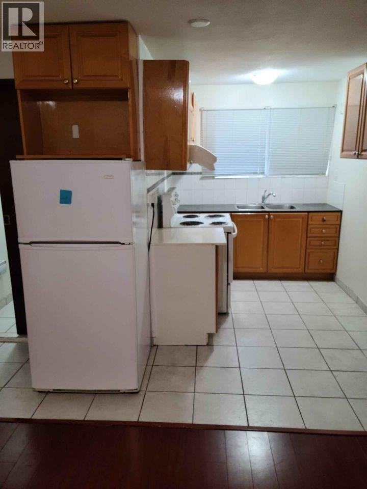 38xx Windermere St Vancouver, Vancouver, British Columbia V5R 2G4 - Photo 10 - R3095135