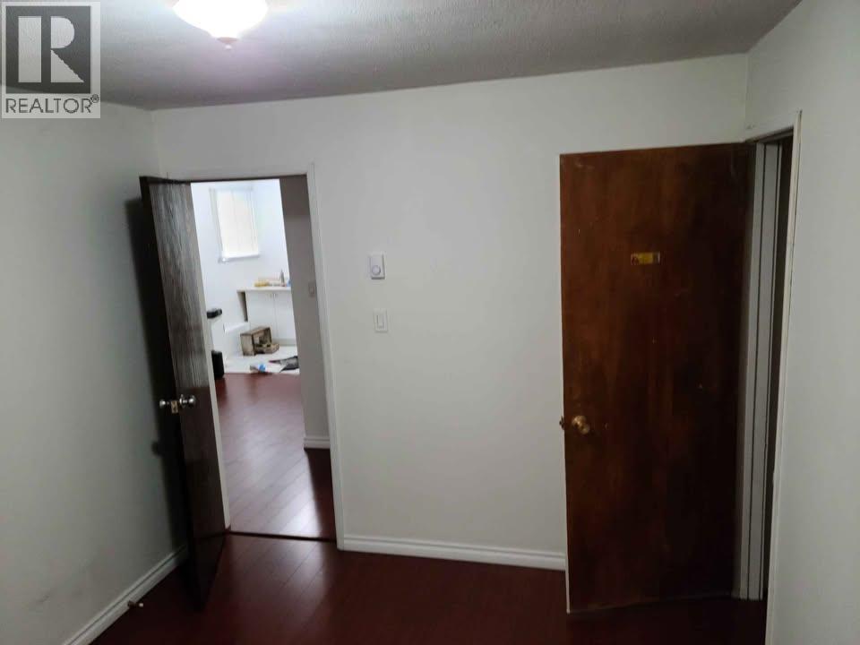 38xx Windermere St Vancouver, Vancouver, British Columbia V5R 2G4 - Photo 6 - R3095135