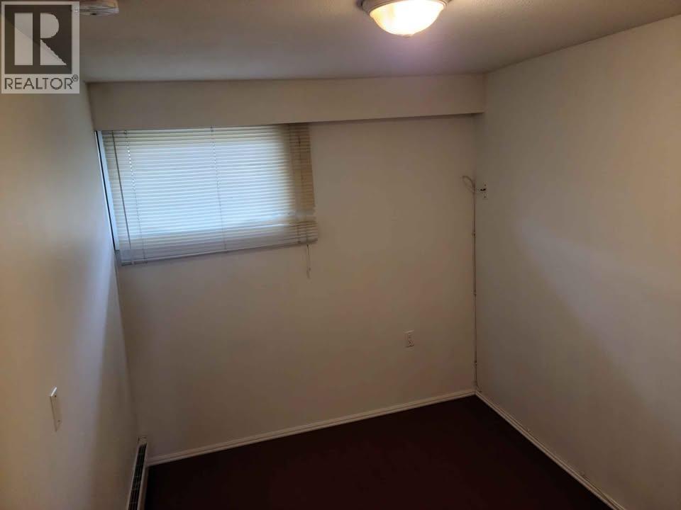 38xx Windermere St Vancouver, Vancouver, British Columbia V5R 2G4 - Photo 8 - R3095135