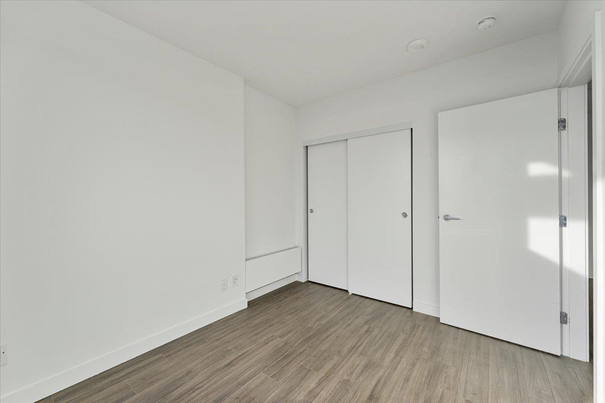 1212 13615 Fraser Highway, Surrey, British Columbia  V3T 0P7 - Photo 8 - R3093006