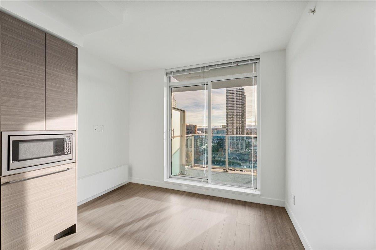 1212 13615 Fraser Highway, Surrey, British Columbia  V3T 0P7 - Photo 6 - R3093006