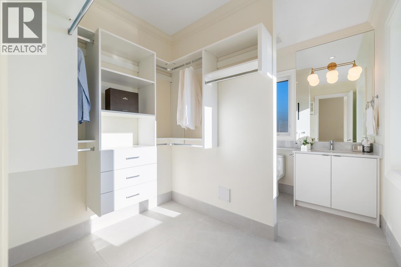 6173 Aubrey Street, Burnaby, British Columbia  V5B 2C9 - Photo 11 - R3095107