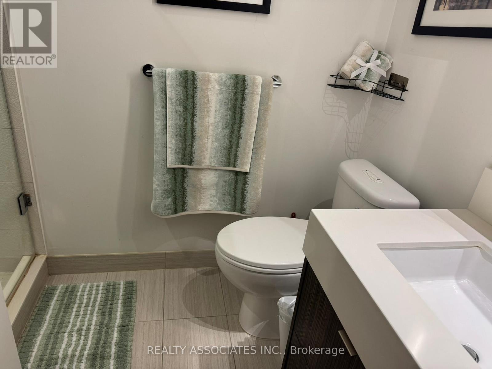 2907 - 10 York Street, Toronto (Waterfront Communities), Ontario  M5J 0E1 - Photo 10 - C12836962