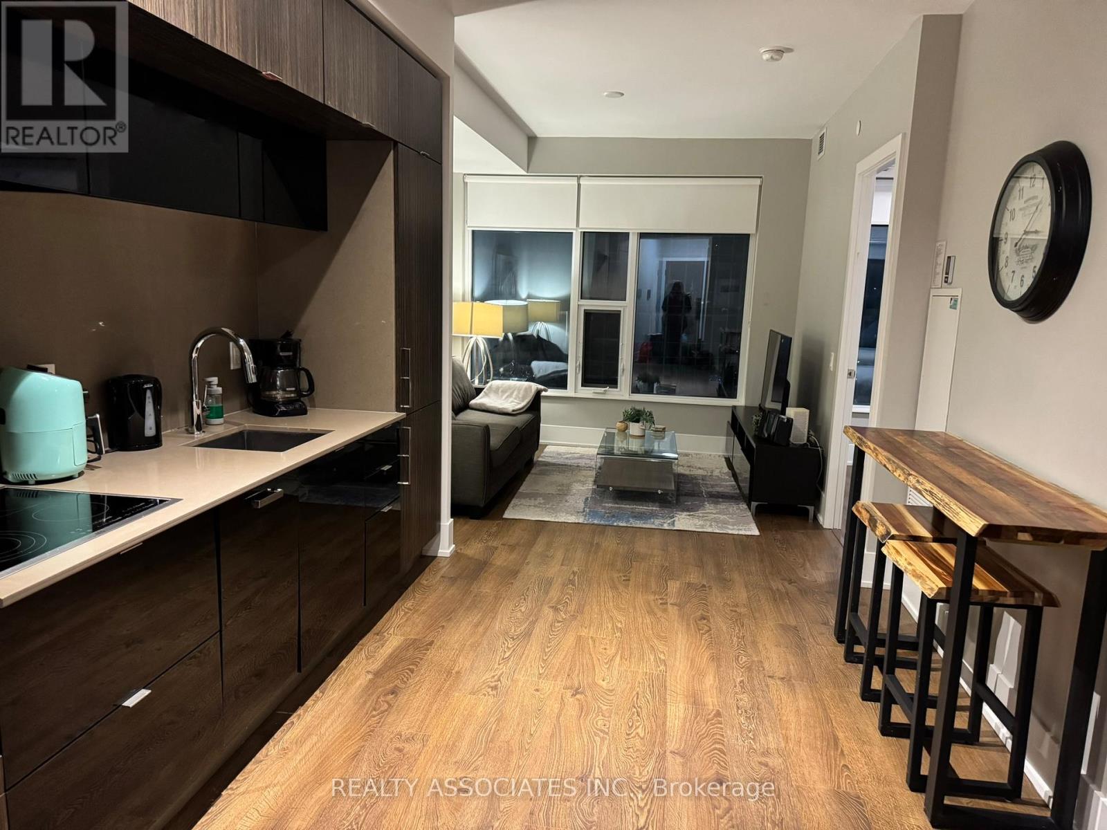 2907 - 10 York Street, Toronto (Waterfront Communities), Ontario  M5J 0E1 - Photo 2 - C12836962