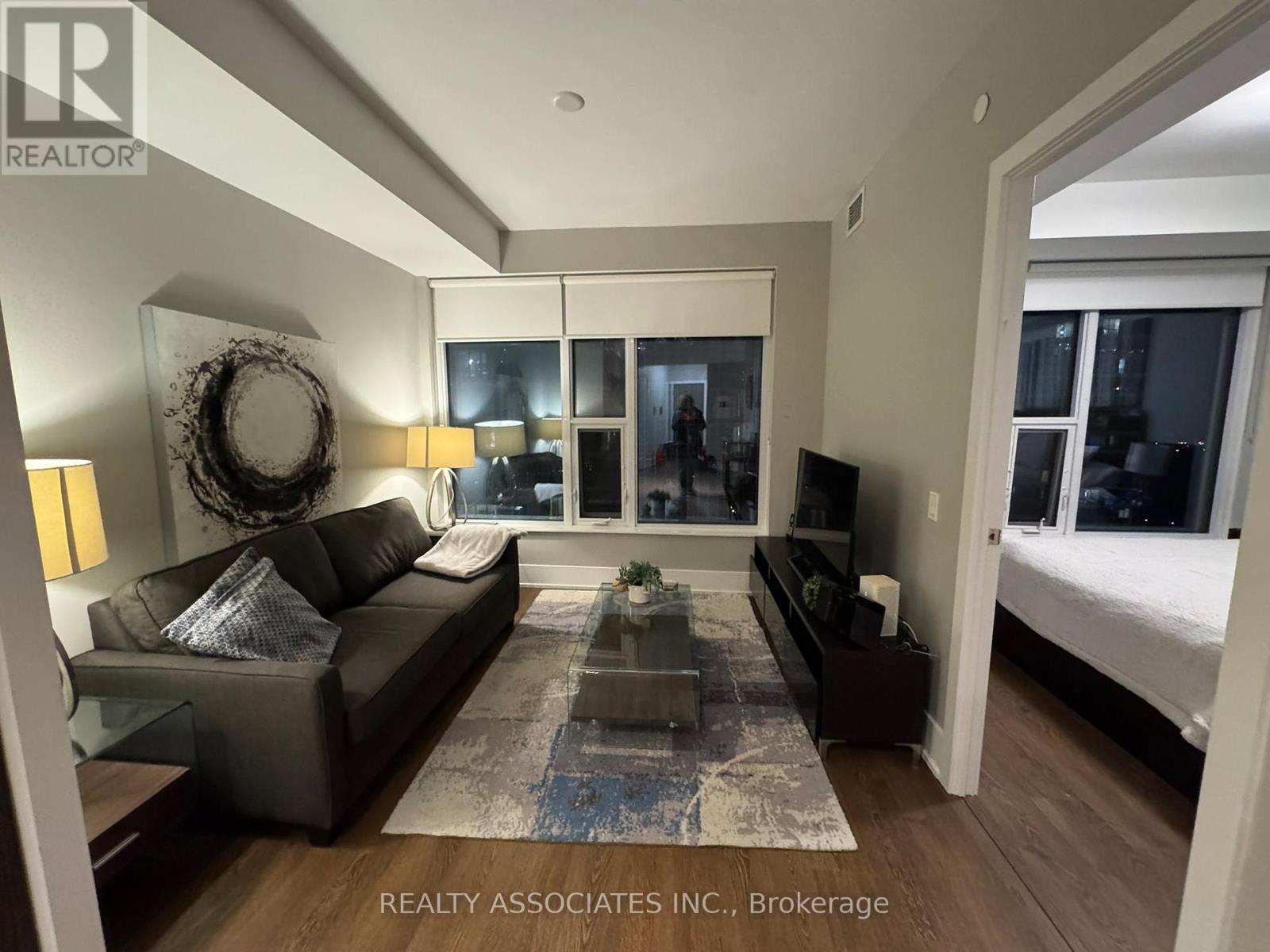 2907 - 10 York Street, Toronto (Waterfront Communities), Ontario  M5J 0E1 - Photo 3 - C12836962