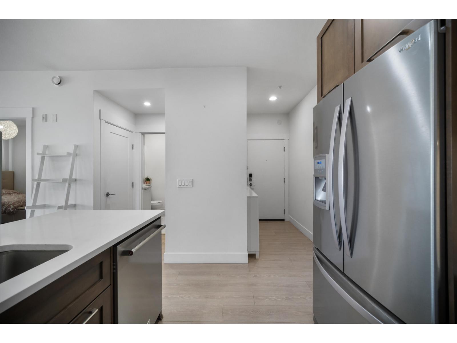 303 22087 49 Avenue, Langley, British Columbia V3A 0K4 - Photo 5 - R3094882