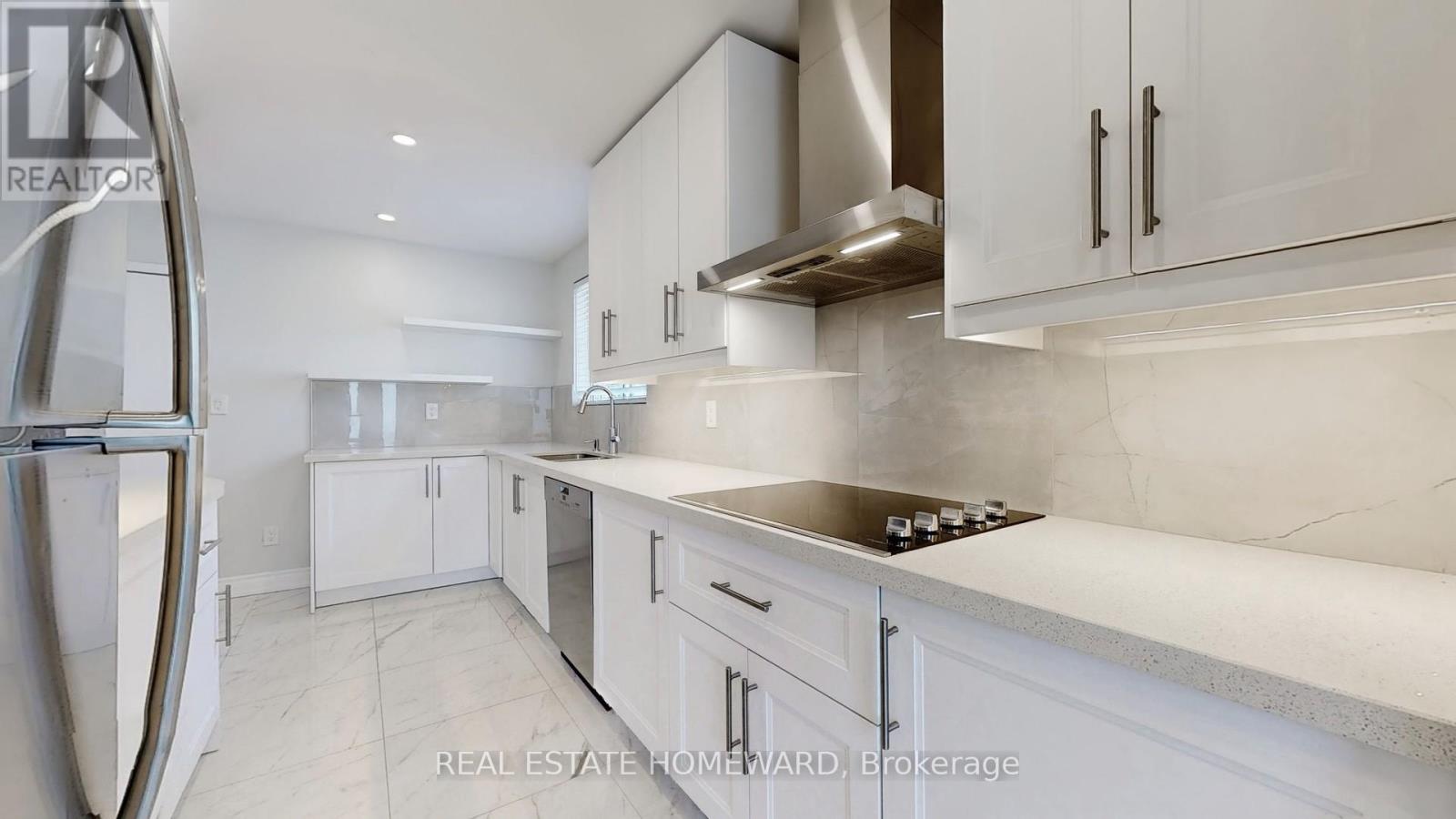 Main - 635 Mountview Place, Newmarket, Ontario  L3Y 3P8 - Photo 11 - N12836964