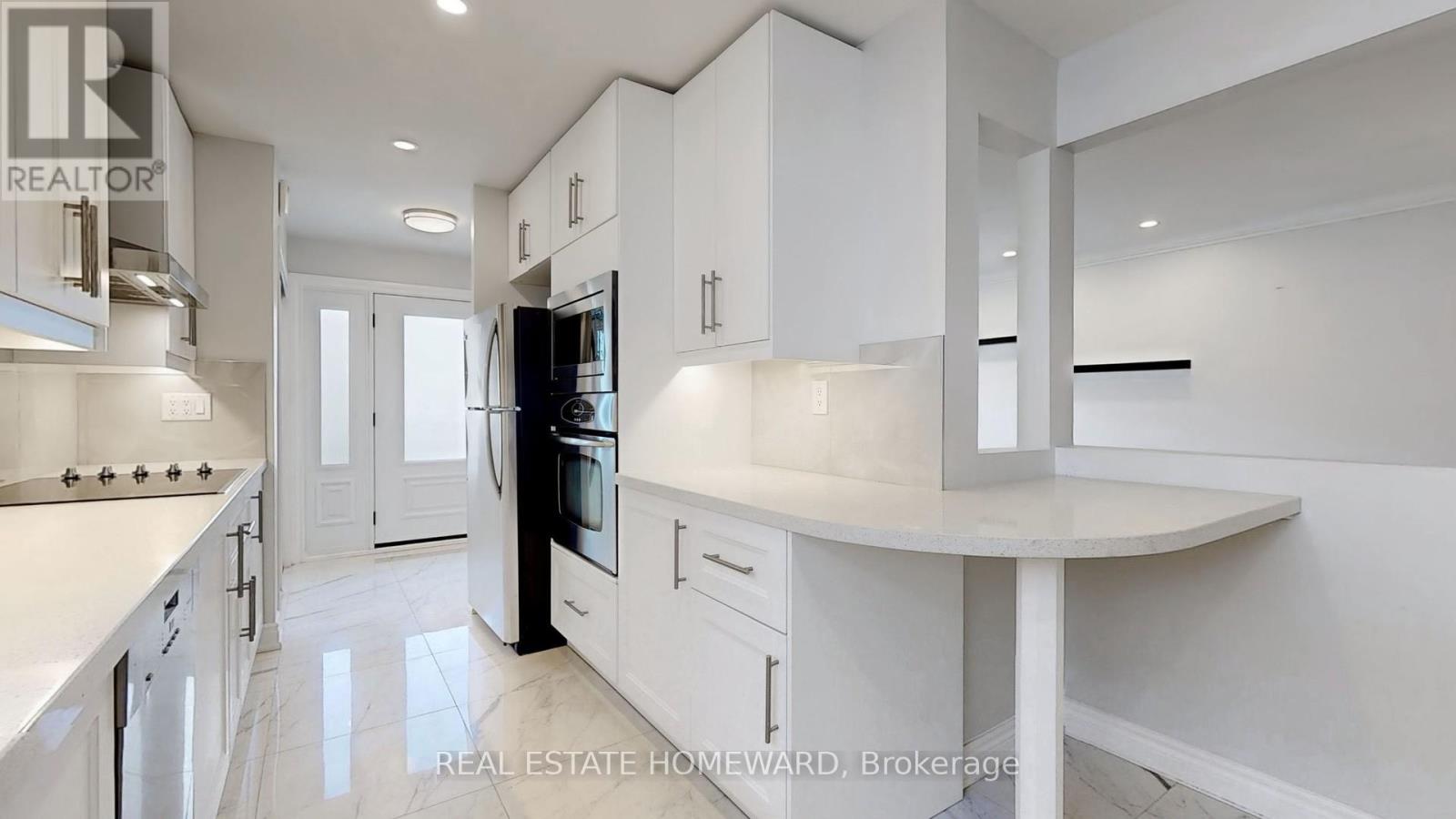 Main - 635 Mountview Place, Newmarket, Ontario  L3Y 3P8 - Photo 12 - N12836964