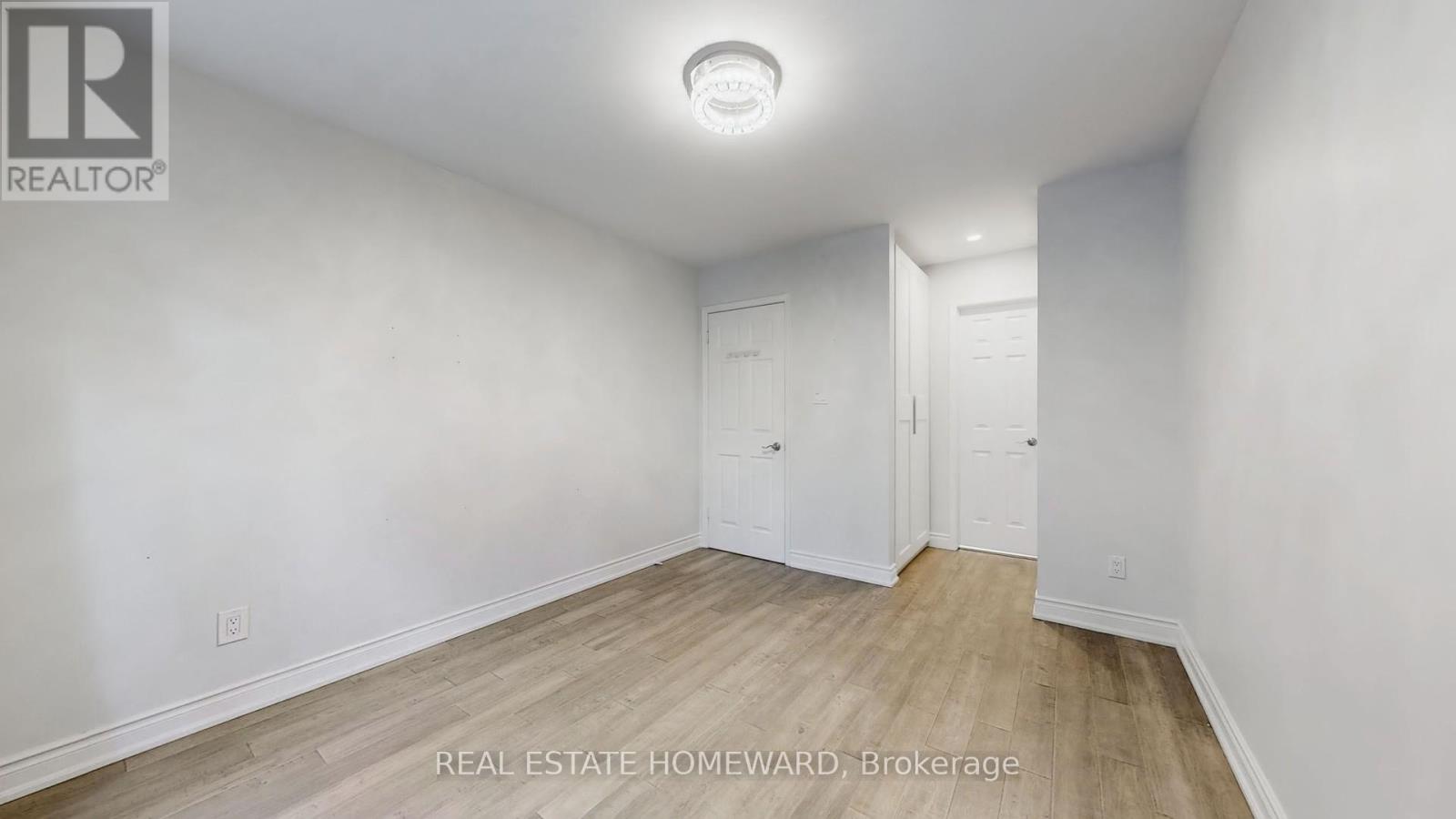 Main - 635 Mountview Place, Newmarket, Ontario  L3Y 3P8 - Photo 19 - N12836964