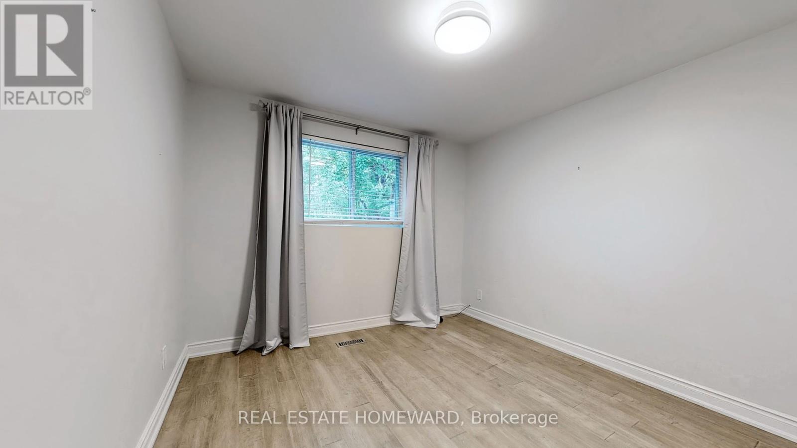 Main - 635 Mountview Place, Newmarket, Ontario  L3Y 3P8 - Photo 22 - N12836964