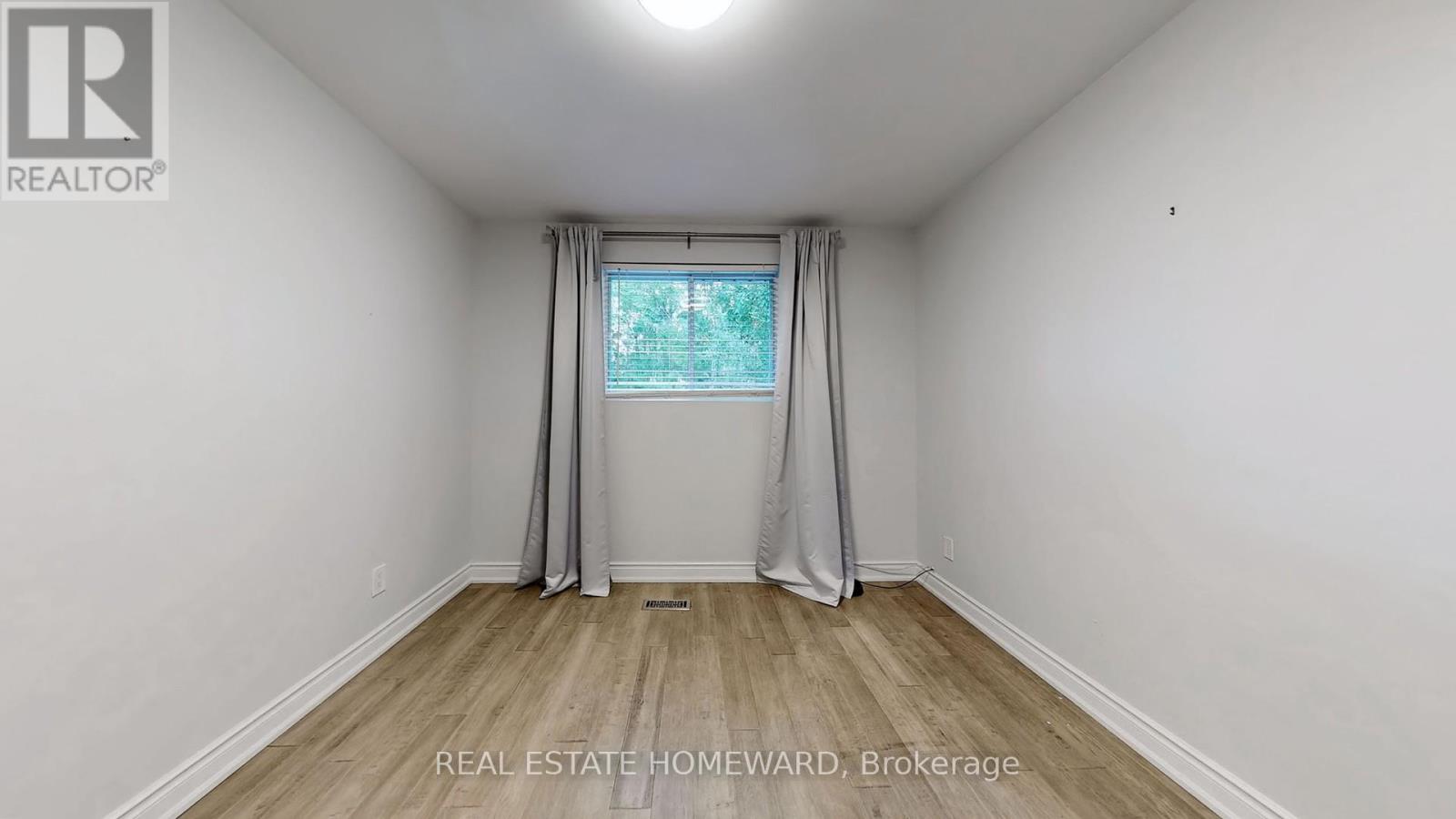 Main - 635 Mountview Place, Newmarket, Ontario  L3Y 3P8 - Photo 23 - N12836964