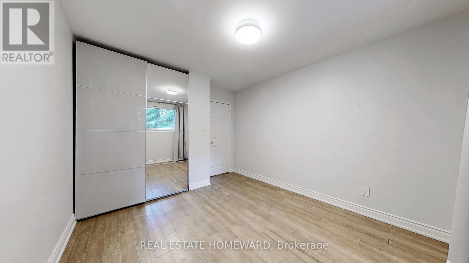 Main - 635 Mountview Place, Newmarket, Ontario  L3Y 3P8 - Photo 24 - N12836964