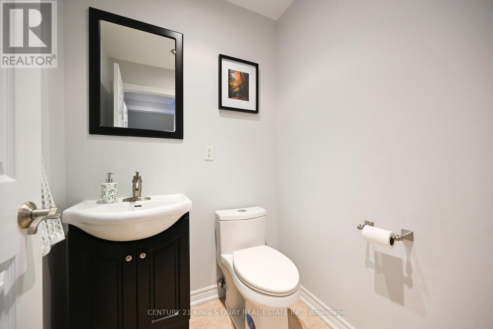 10514 Victoria Square Boulevard, Markham, Ontario  L6C 0A3 - Photo 13 - N12831506