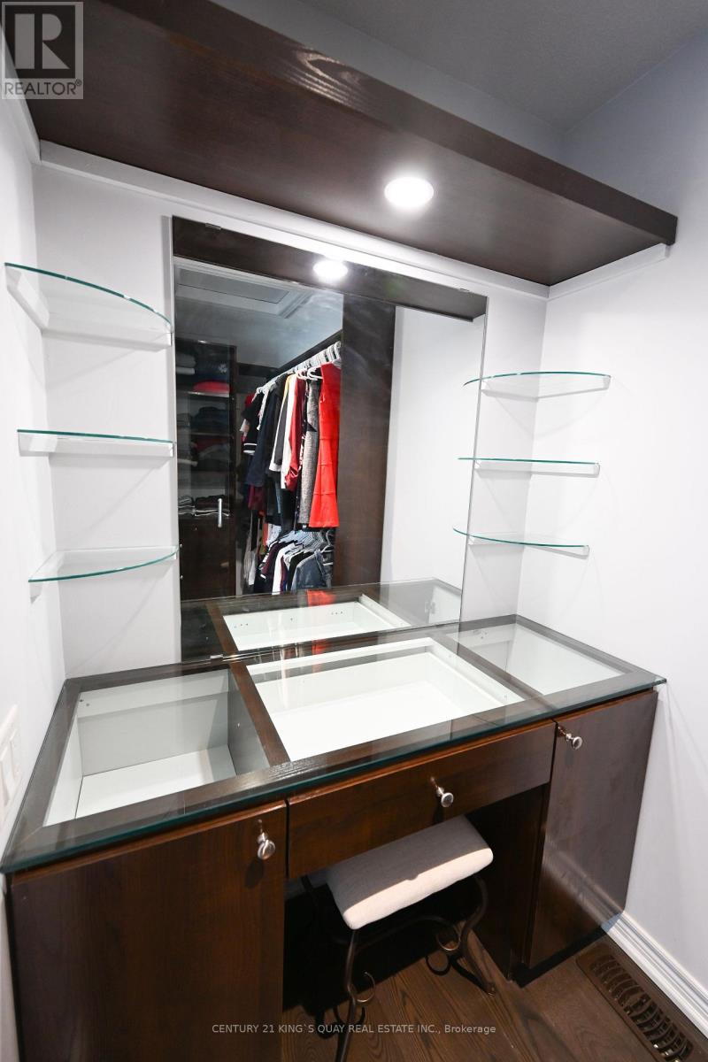 10514 Victoria Square Boulevard, Markham, Ontario  L6C 0A3 - Photo 17 - N12831506