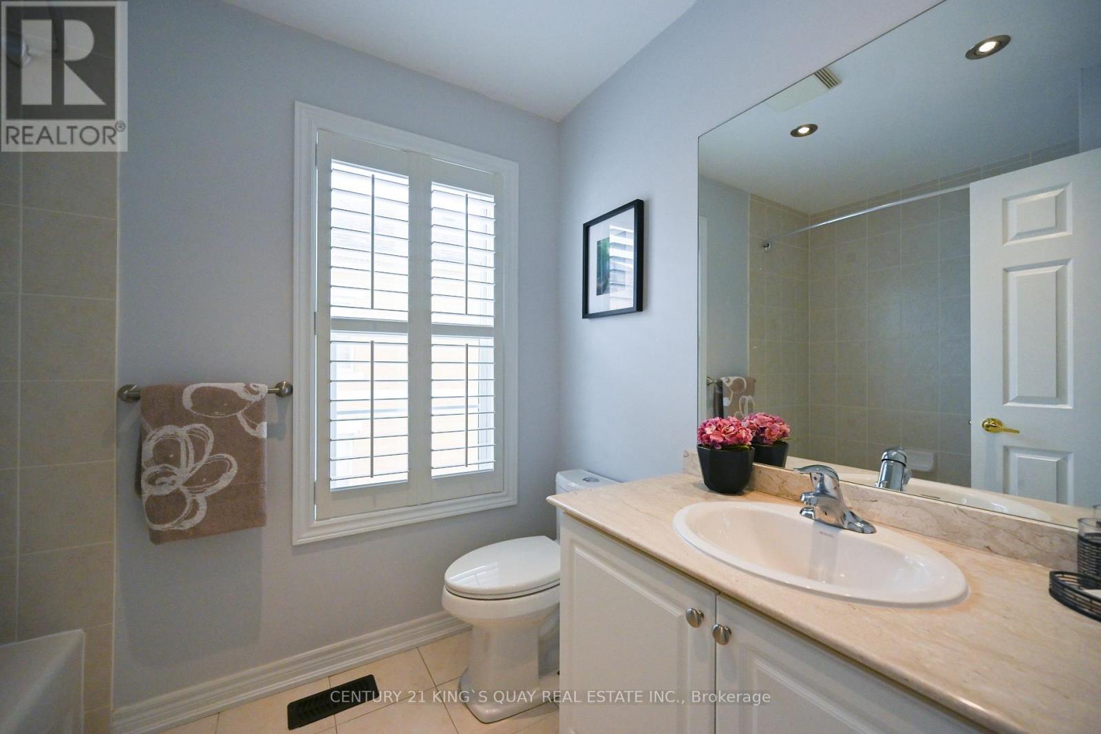 10514 Victoria Square Boulevard, Markham, Ontario  L6C 0A3 - Photo 24 - N12831506