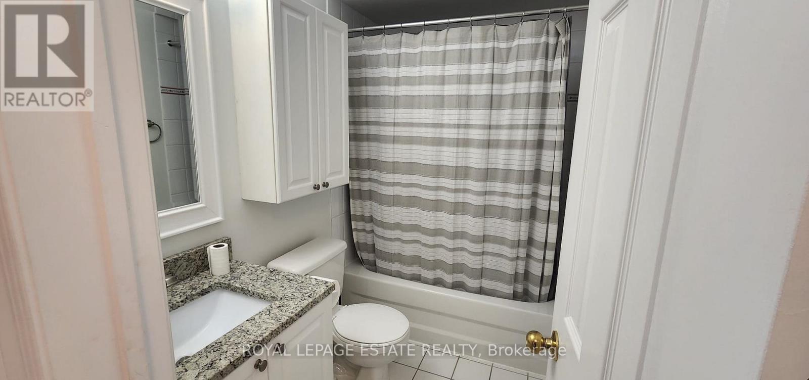 8 - 8038 Yonge Street, Vaughan, Ontario  L4J 1W3 - Photo 17 - N12831738