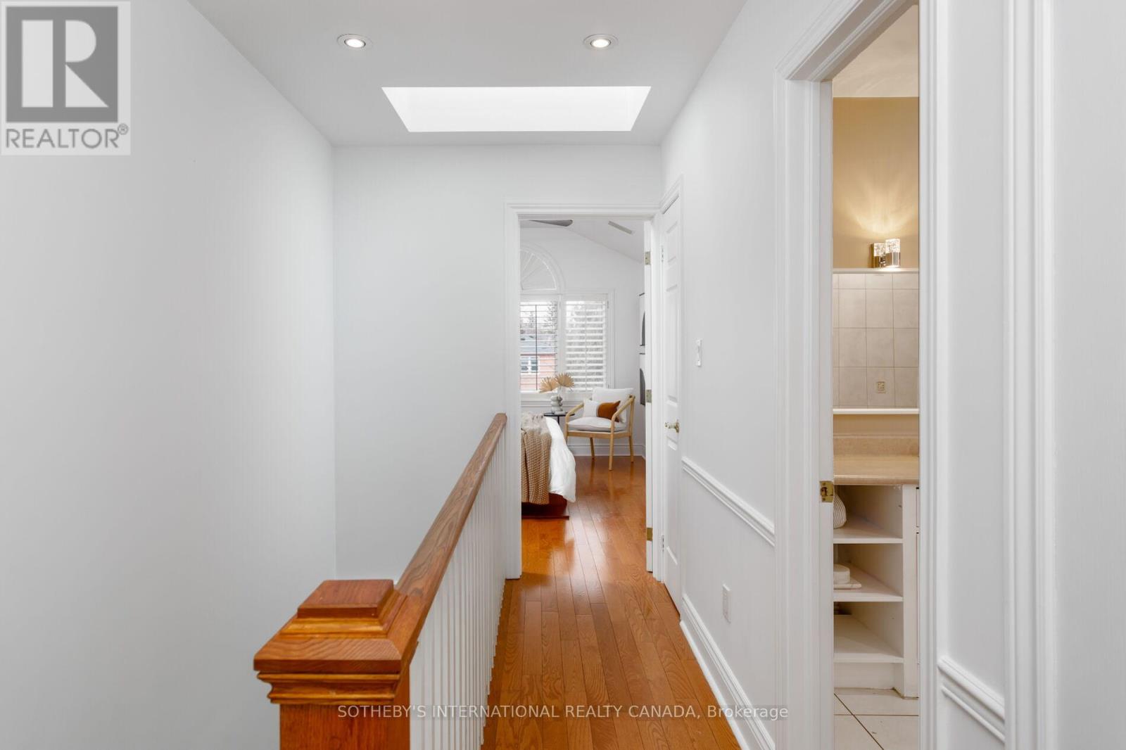 92 Delma Drive, Toronto, Ontario  M8W 4P1 - Photo 18 - W12836476