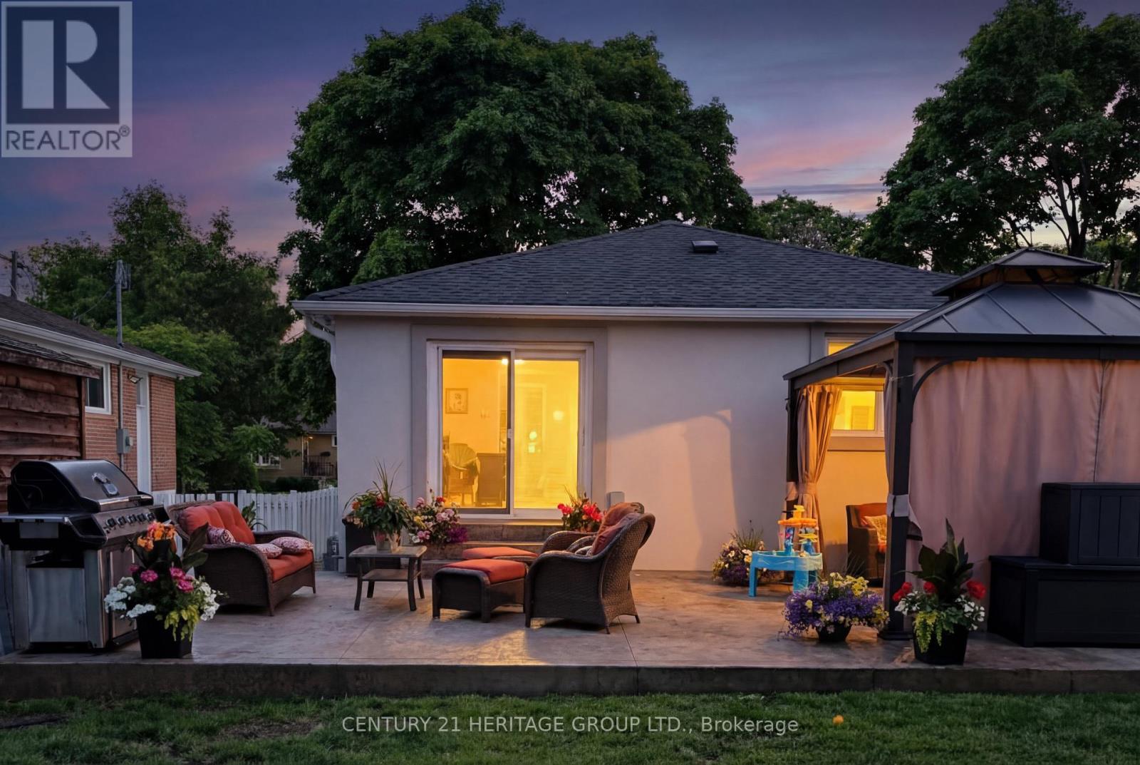 130 Rangoon Road, Toronto, Ontario  M9C 4P2 - Photo 2 - W12836960