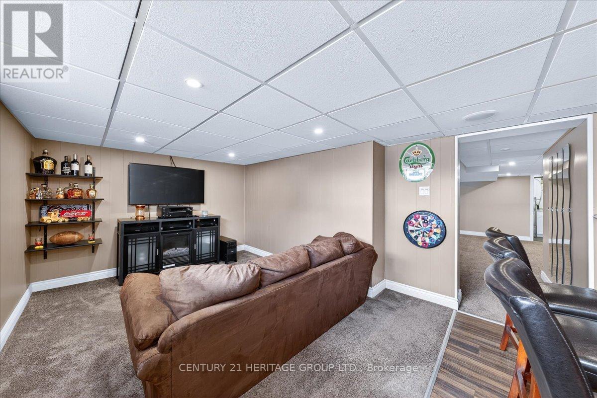 130 Rangoon Road, Toronto, Ontario  M9C 4P2 - Photo 28 - W12836960