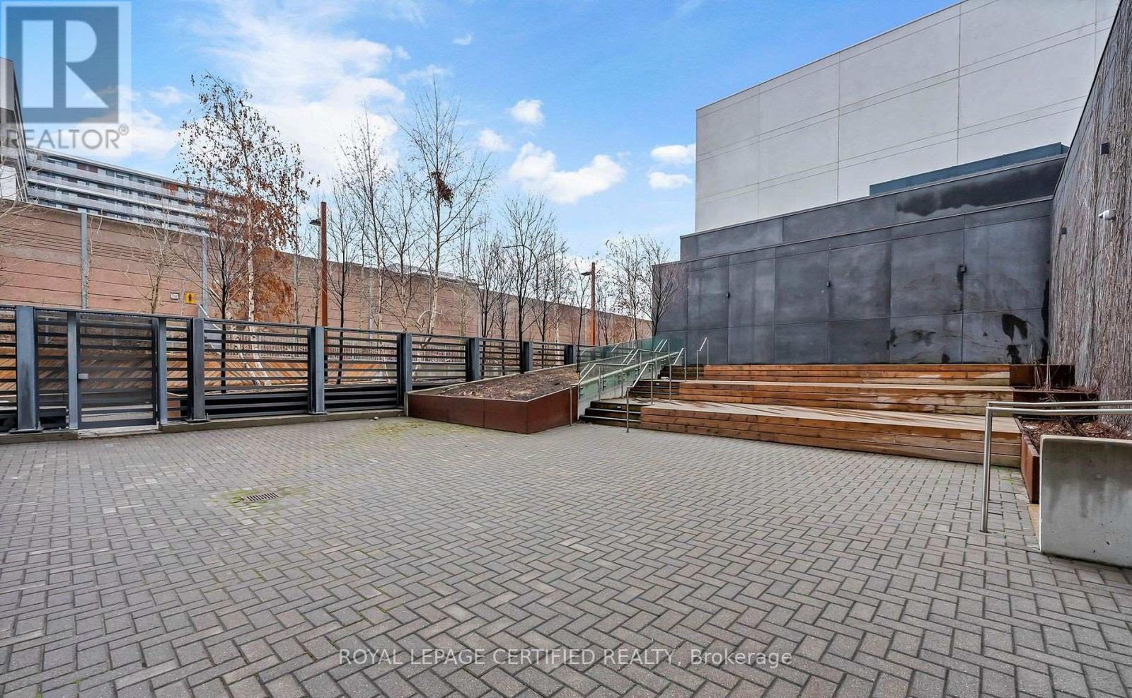 1409 - 160 Flemington Road, Toronto (Yorkdale-Glen Park), Ontario  M6A 2P4 - Photo 17 - W12836968