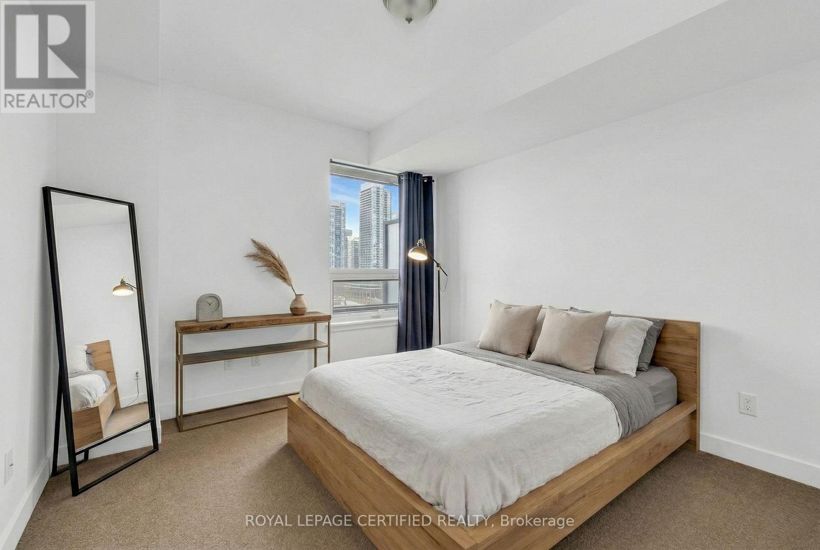 1409 - 160 Flemington Road, Toronto (Yorkdale-Glen Park), Ontario  M6A 2P4 - Photo 8 - W12836968