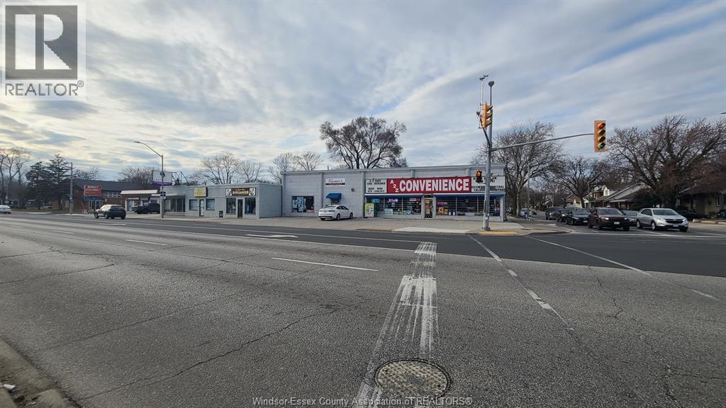 MLS# 26004193: 4650 TECUMSEH ROAD East, Windsor, Canada