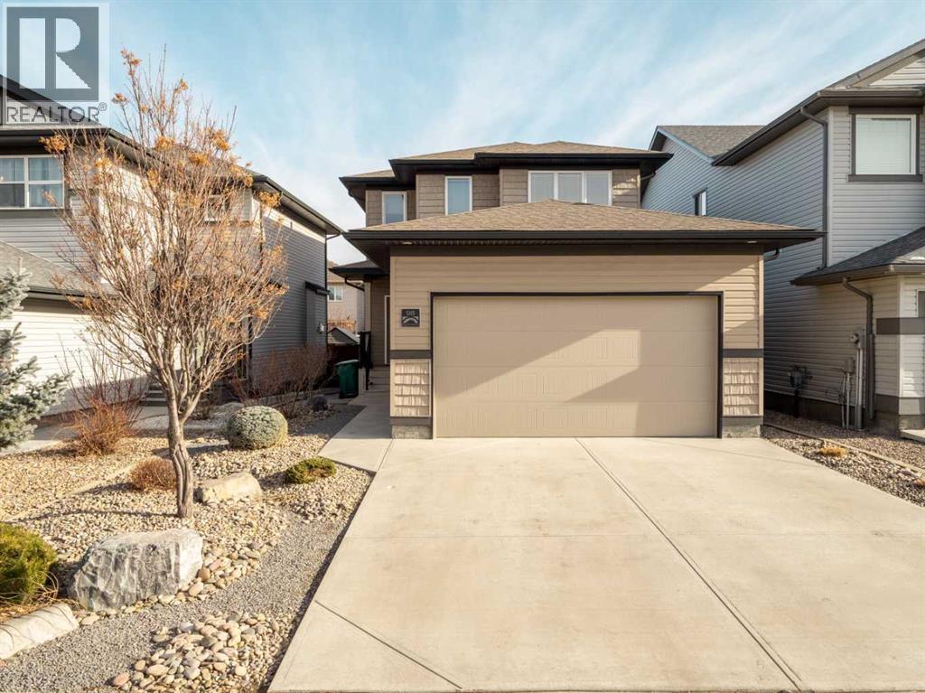 98 Moonlight Boulevard W, Lethbridge, Alberta  T1J 5K9 - Photo 1 - A2284140