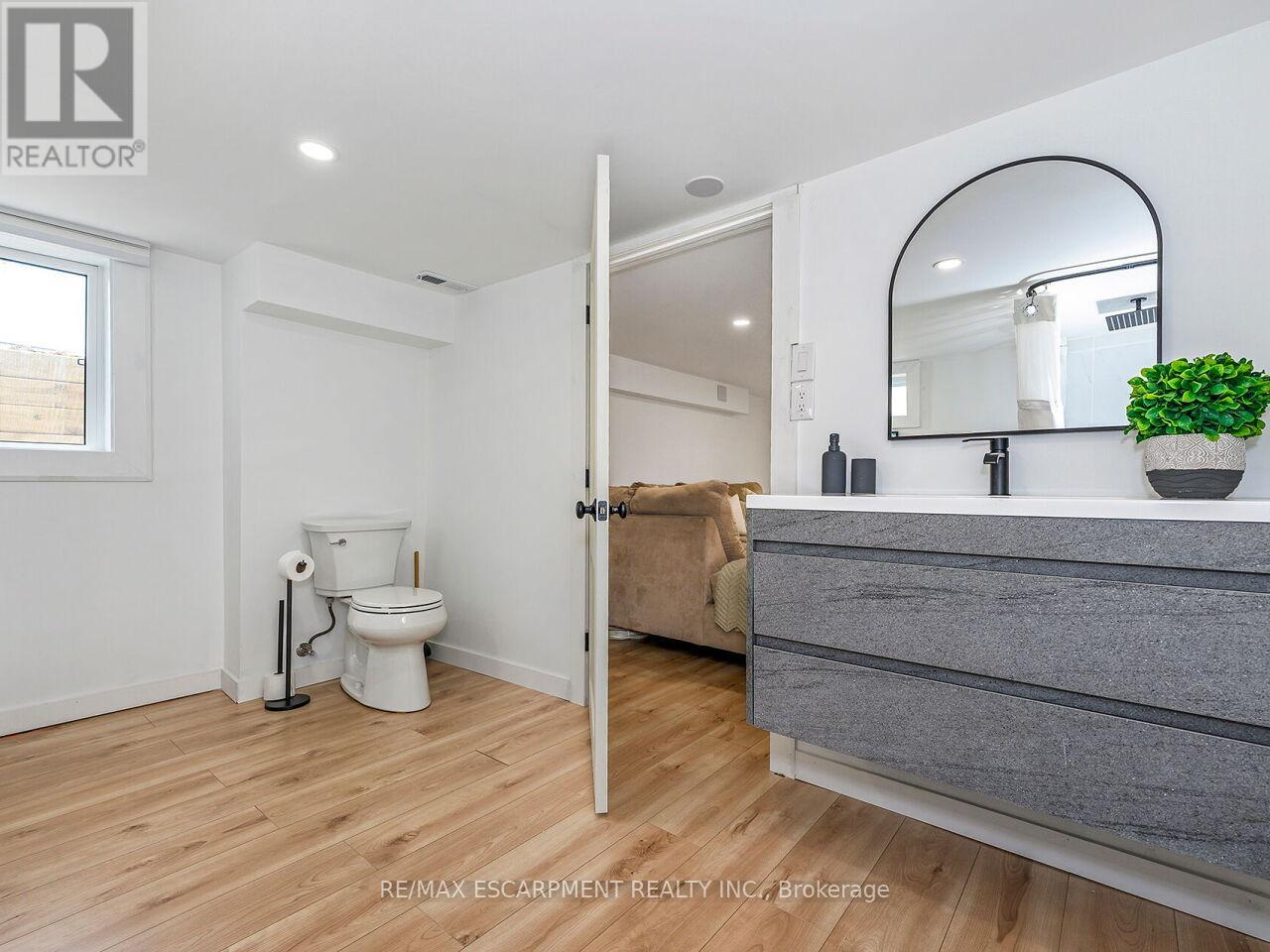 133 Willson Road, Welland, Ontario  L3C 2T5 - Photo 34 - X12836956