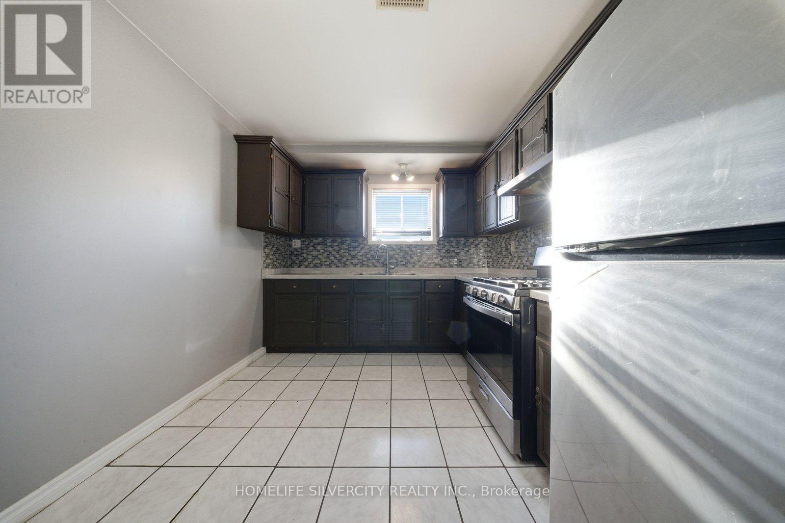 4662 Governors Road, Hamilton, Ontario  L0R 1T0 - Photo 23 - X12836958