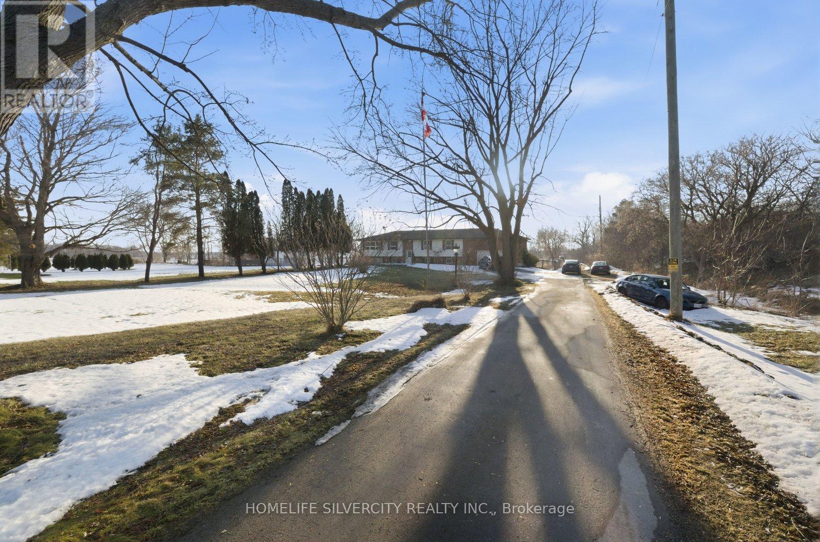 4662 Governors Road, Hamilton, Ontario  L0R 1T0 - Photo 3 - X12836958