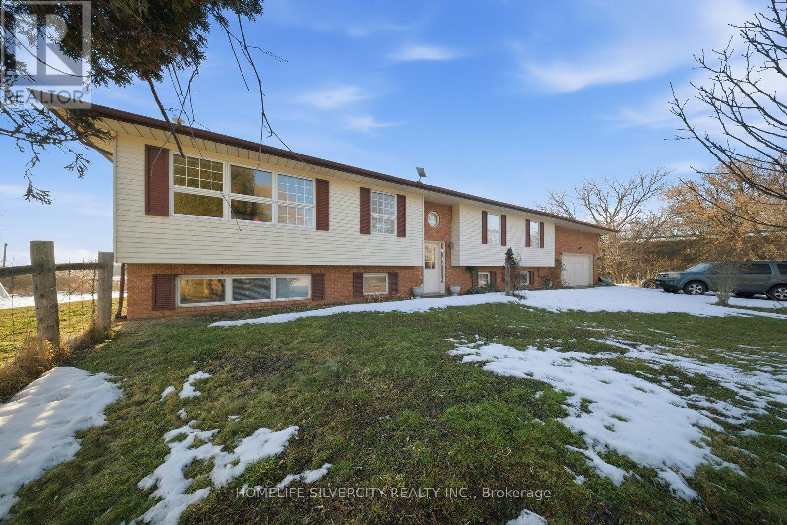 4662 Governors Road, Hamilton, Ontario  L0R 1T0 - Photo 5 - X12836958