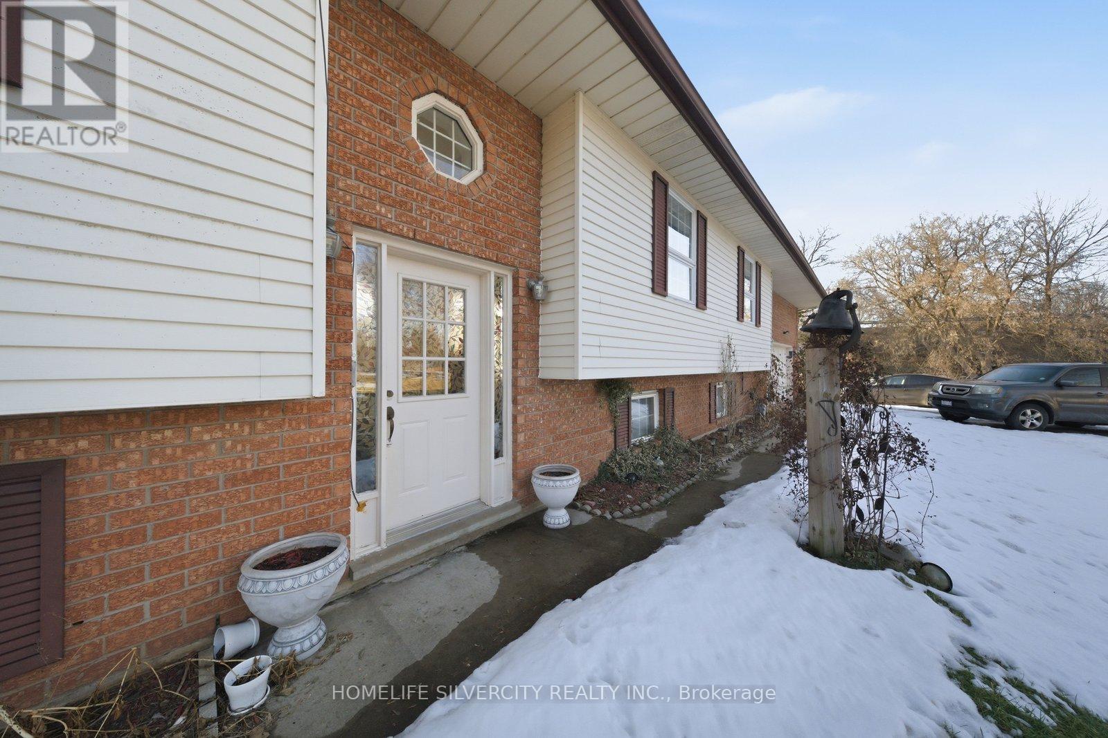 4662 Governors Road, Hamilton, Ontario  L0R 1T0 - Photo 6 - X12836958