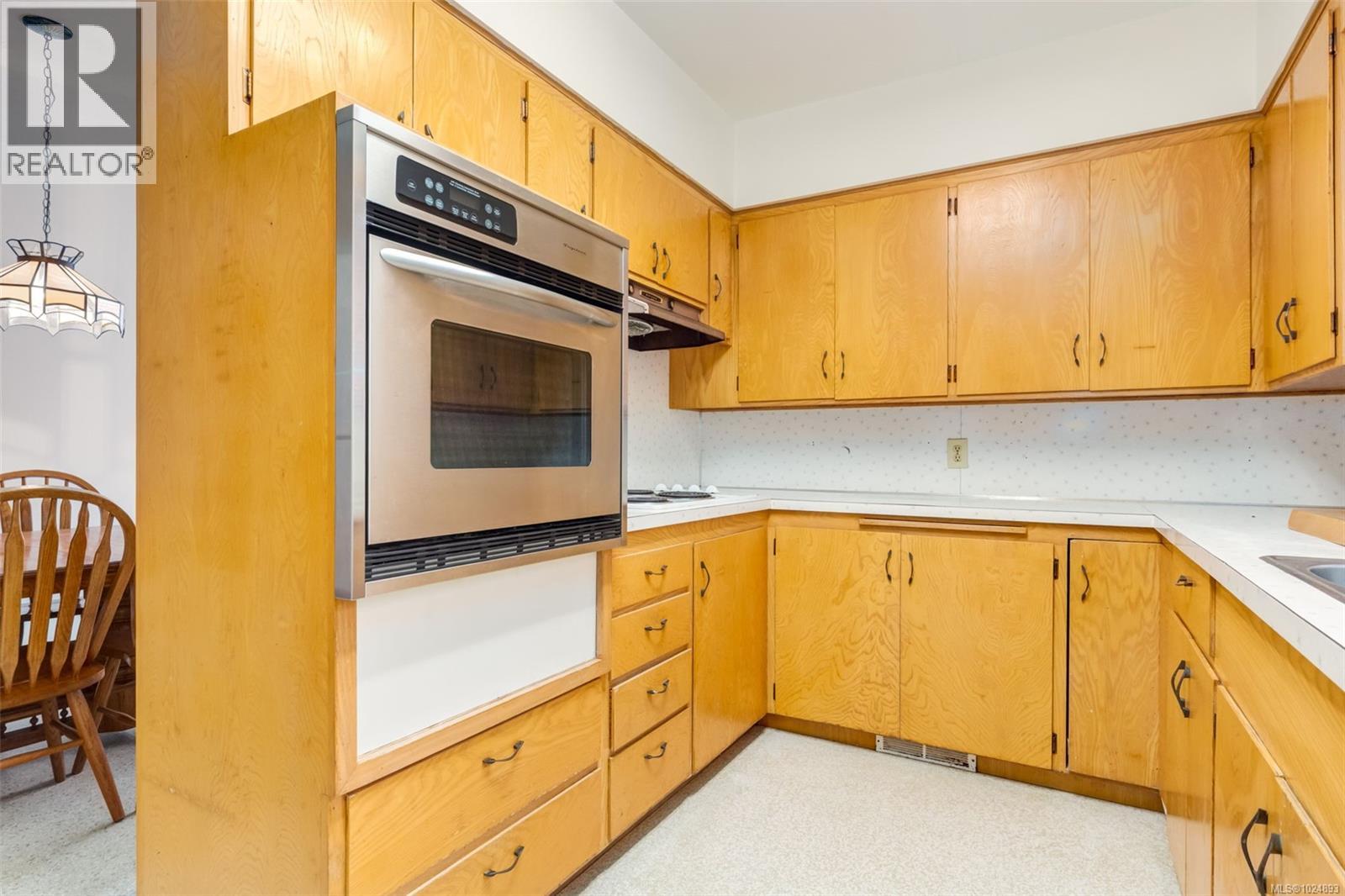 7900 Lantzville Rd, Lantzville, British Columbia  V0R 2H0 - Photo 11 - 1024893