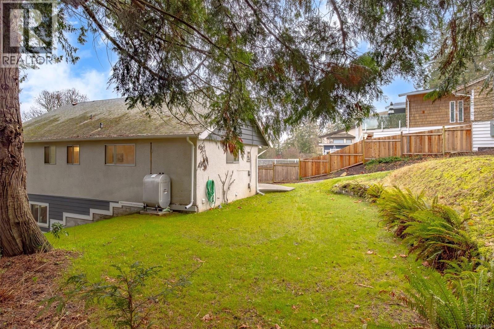 7900 Lantzville Rd, Lantzville, British Columbia  V0R 2H0 - Photo 46 - 1024893