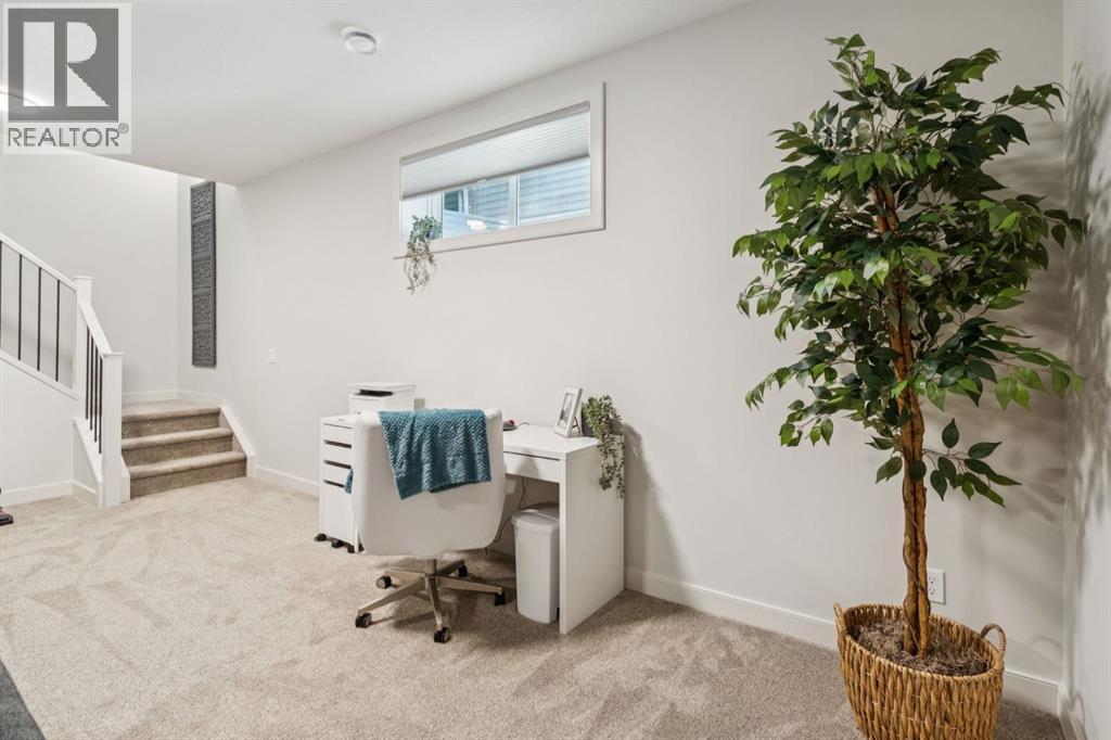 196 Emberside Hollow, Cochrane, Alberta  T4C 2A3 - Photo 14 - A2275681