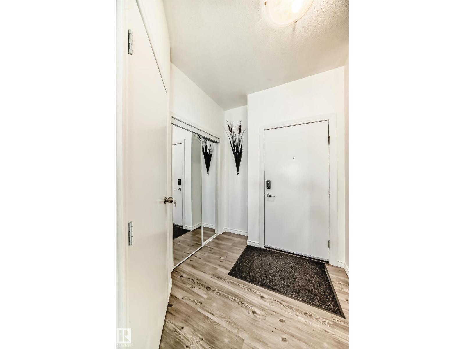 #207 4316 139 Av Nw, Edmonton, Alberta  T5Y 0L1 - Photo 3 - E4475561