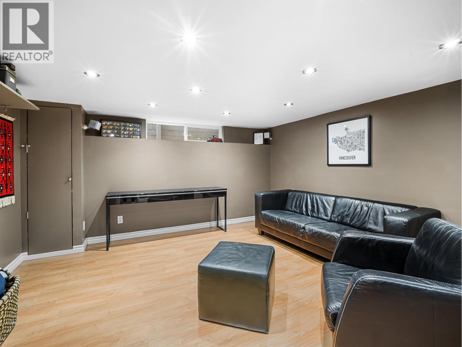 1140 W 20th Street, North Vancouver, British Columbia  V7P 2B7 - Photo 20 - R3092880