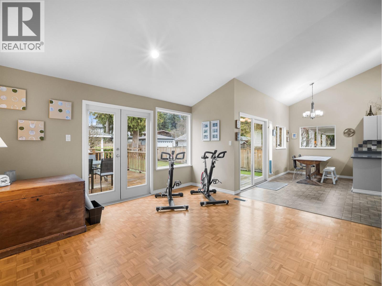 1140 W 20th Street, North Vancouver, British Columbia  V7P 2B7 - Photo 10 - R3092880