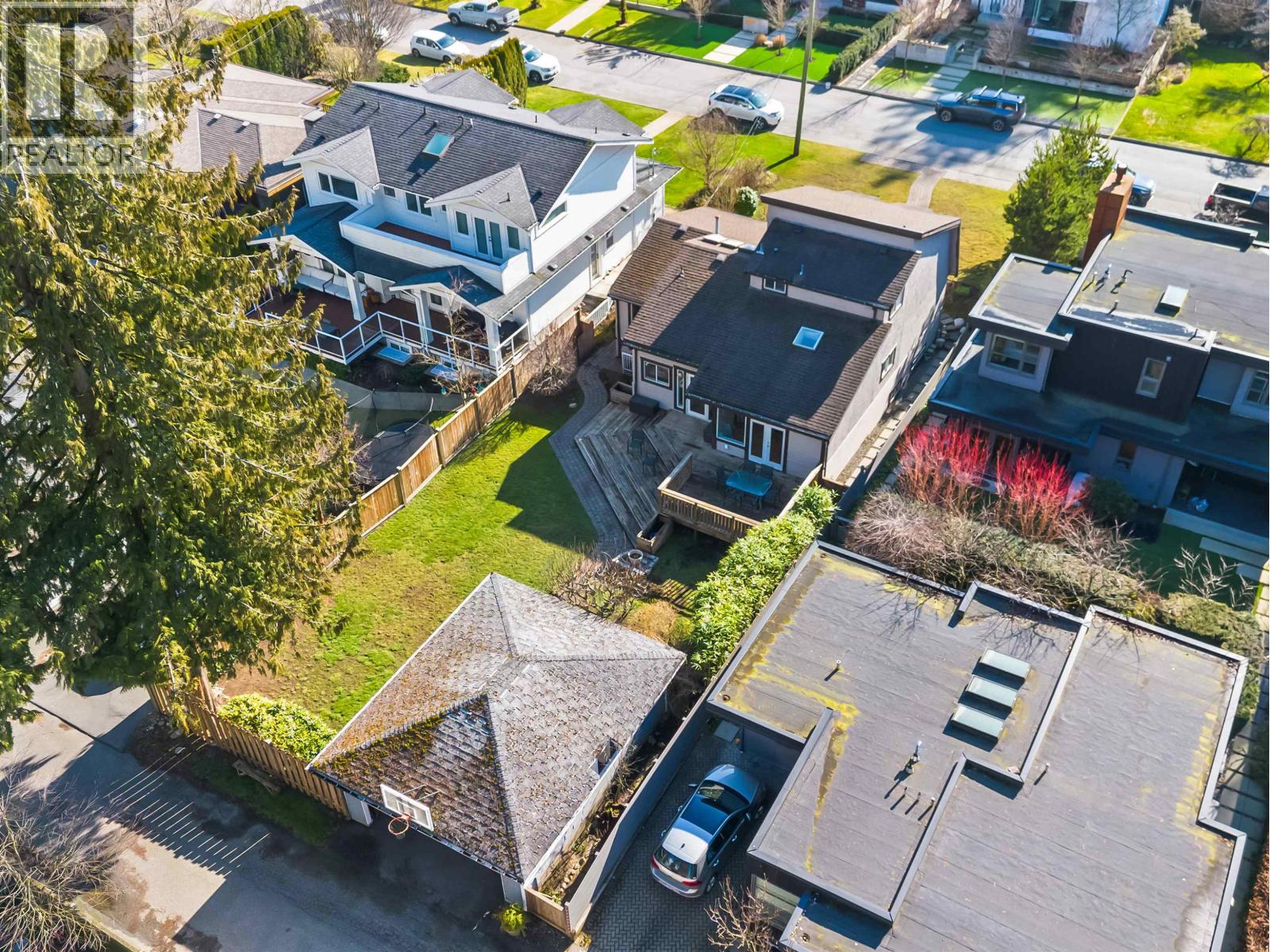 1140 W 20th Street, North Vancouver, British Columbia  V7P 2B7 - Photo 32 - R3092880