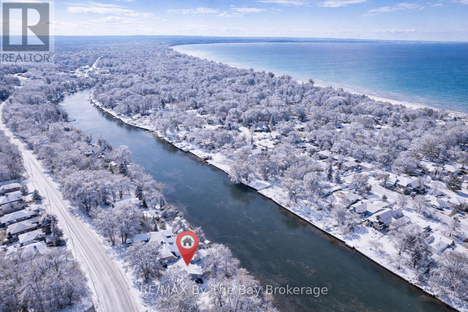 1902 RIVER ROAD W, Wasaga Beach, Ontario