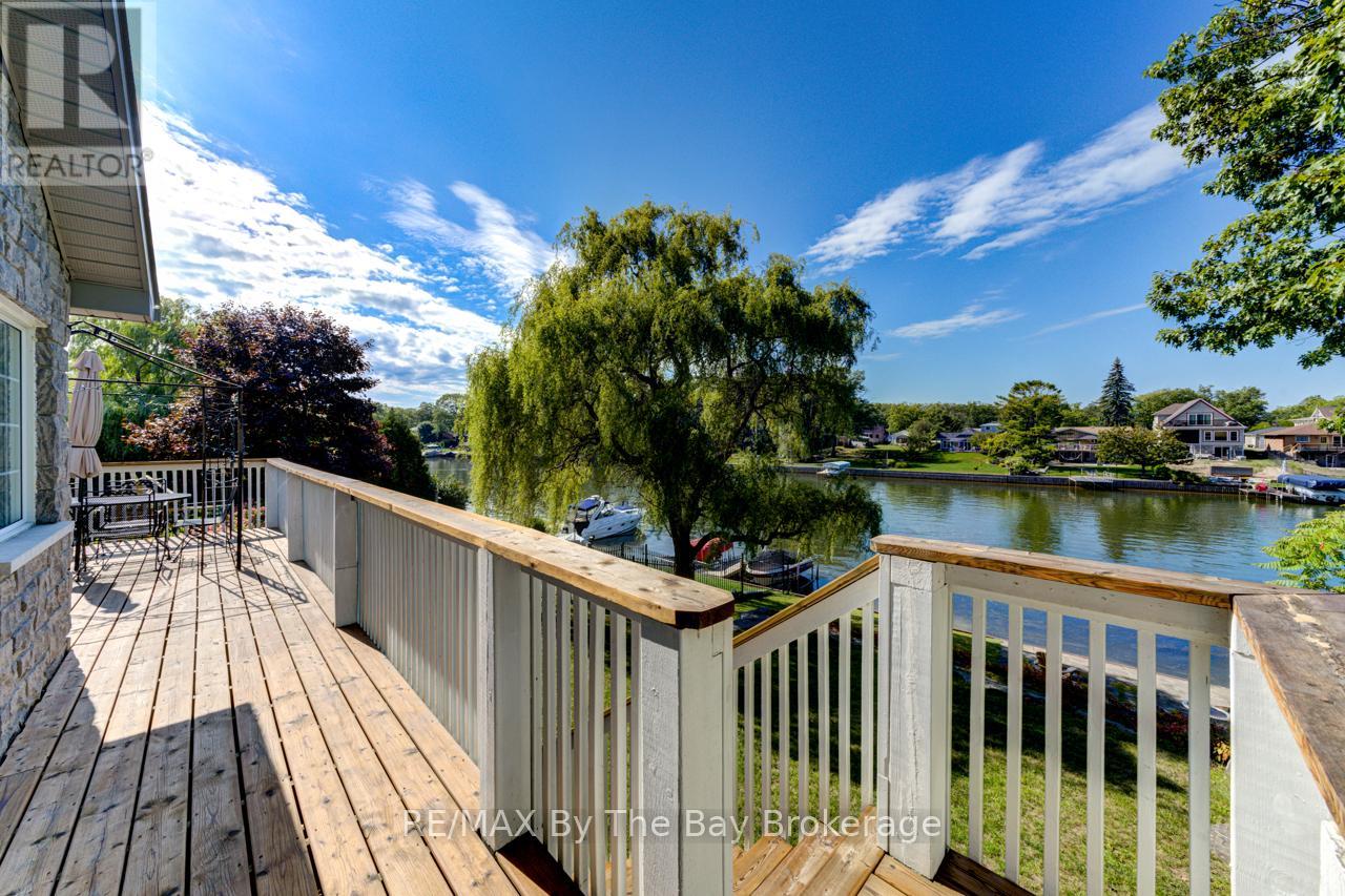 1902 River Road W, Wasaga Beach, Ontario  L9Z 2W2 - Photo 22 - S12837016