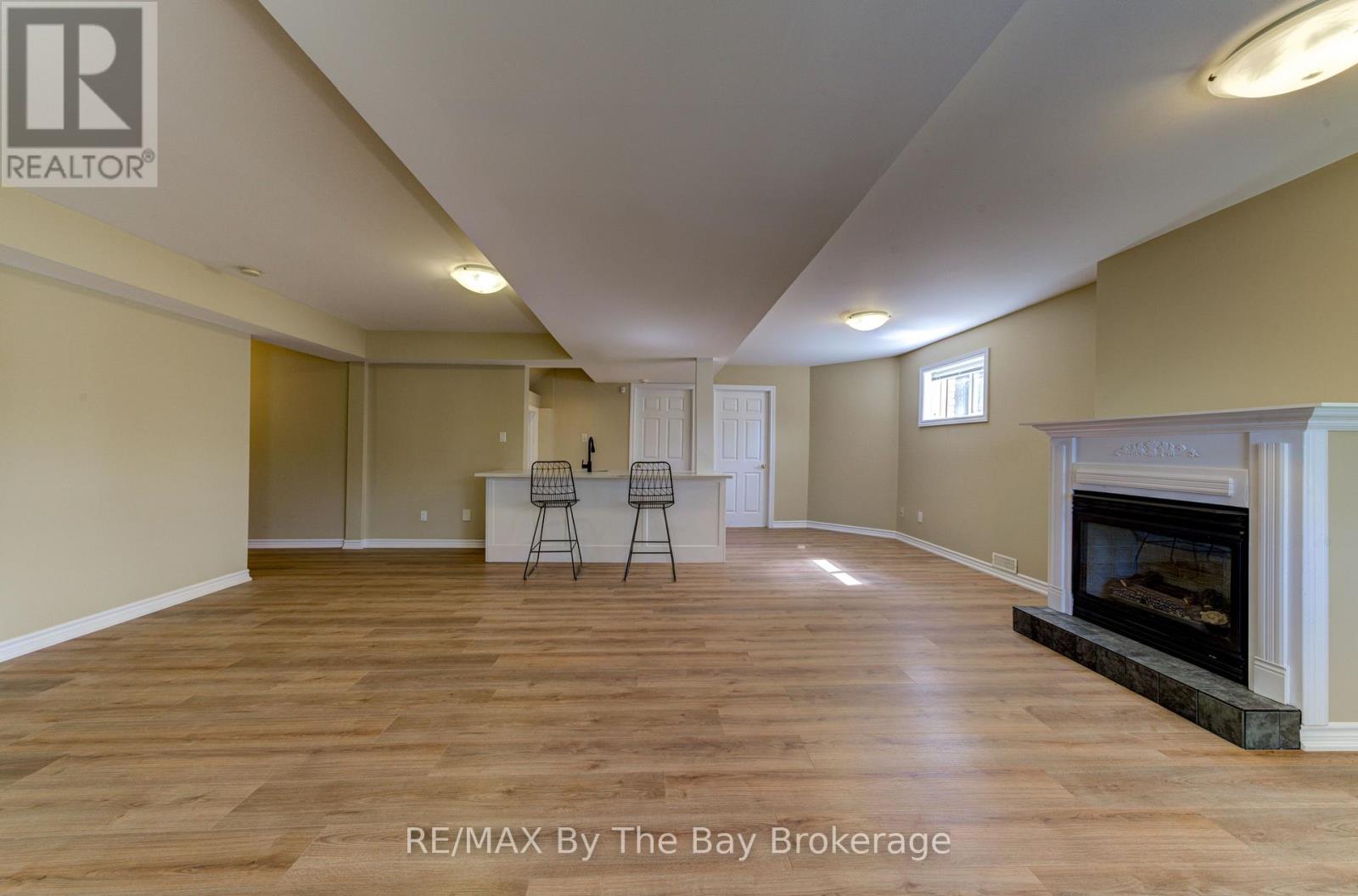 1902 River Road W, Wasaga Beach, Ontario  L9Z 2W2 - Photo 30 - S12837016