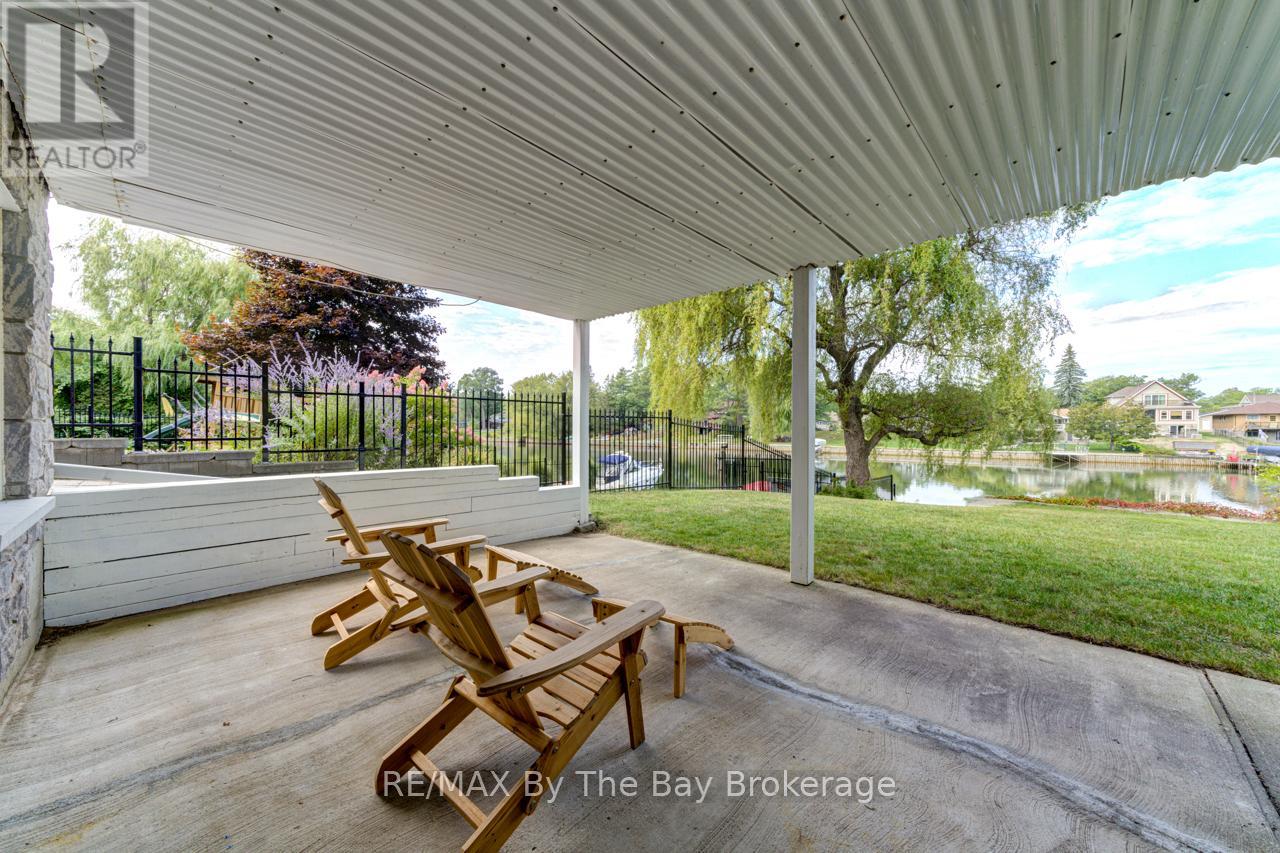 1902 River Road W, Wasaga Beach, Ontario  L9Z 2W2 - Photo 42 - S12837016